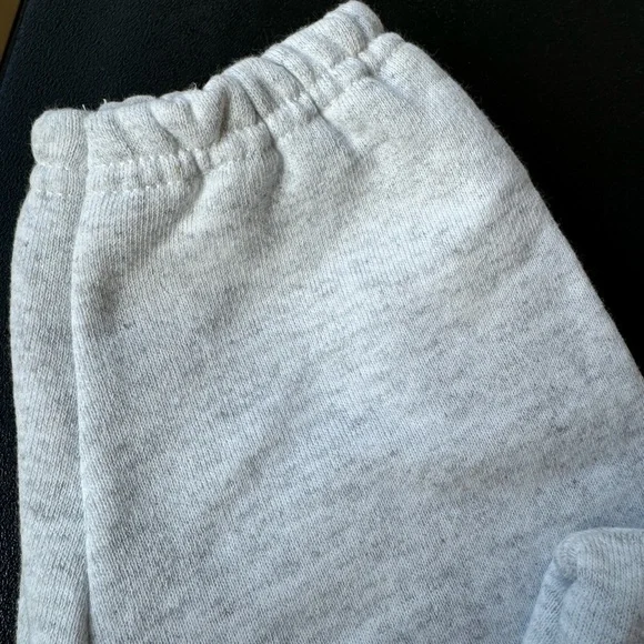 High School Musical 2 sweats - Picture 3 of 7